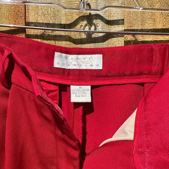 Scott & Sterling Red High Waisted Shorts Size 6 - Picture 4 of 5